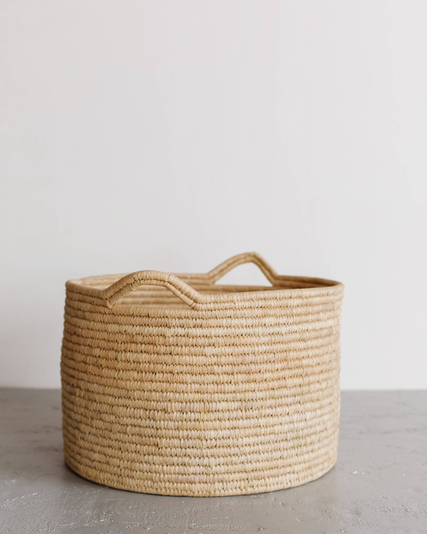 Round Laundry Basket - palm leaf