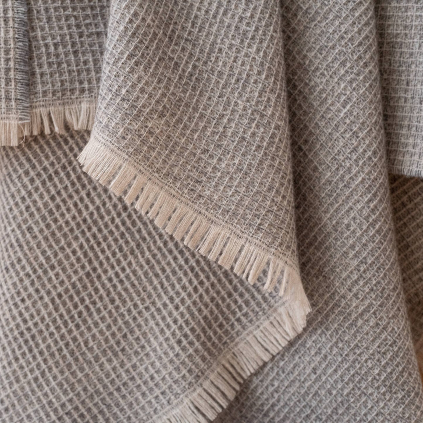 Merino Wool Throw - Grey Lily