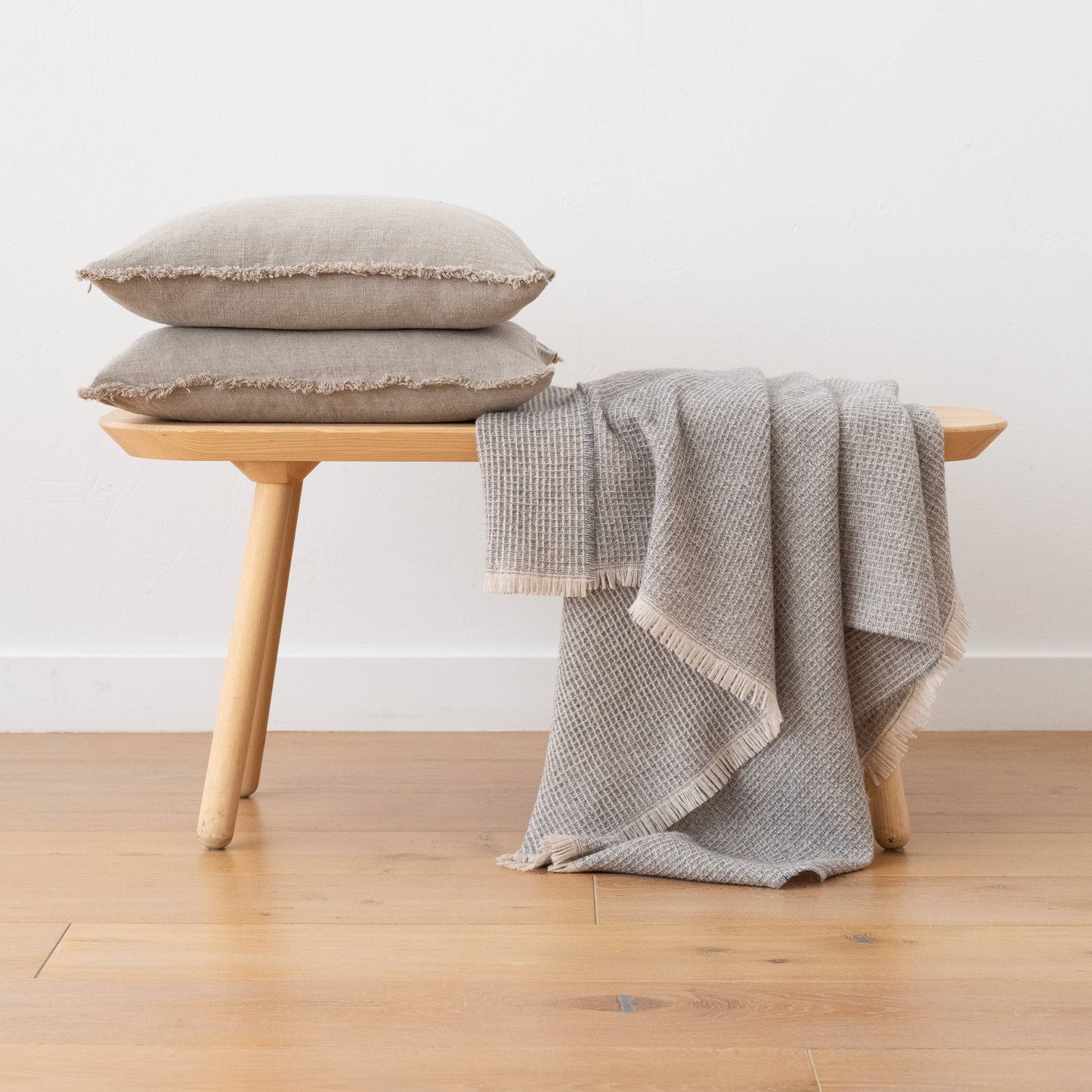 Merino Wool Throw - Grey Lily