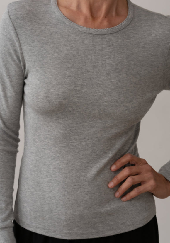 Baby Rib Scallop Long Sleeve Tee