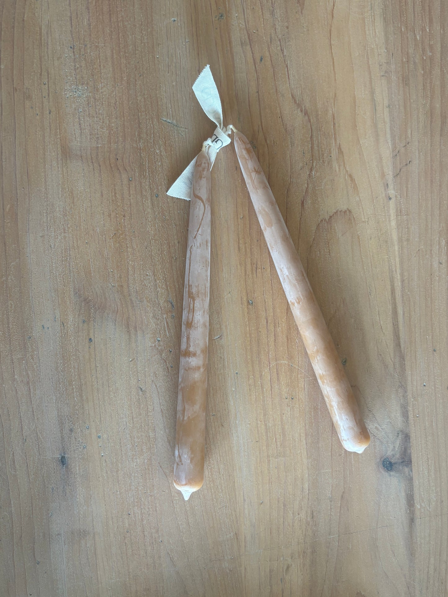 Glōam 9” taper candle